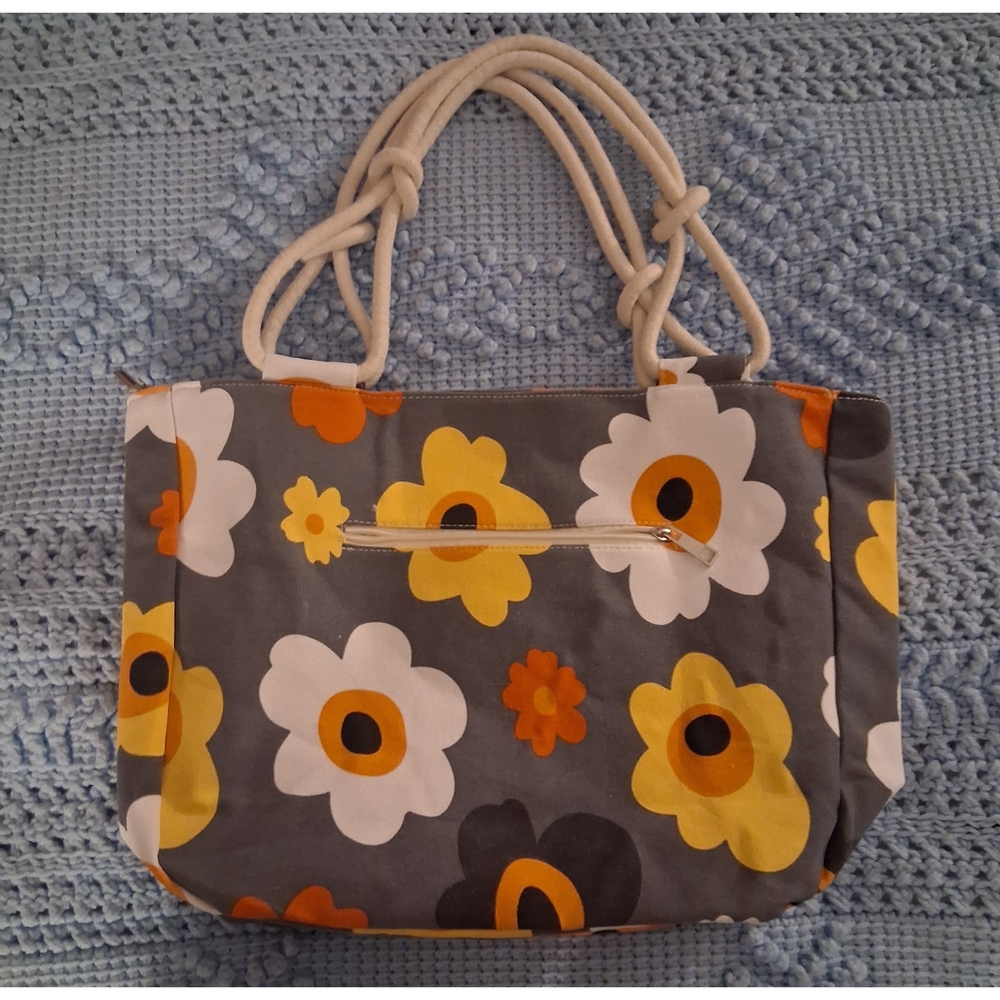 FARMHOUSE -Chic Floral Tote Bag in Gray and Yellow